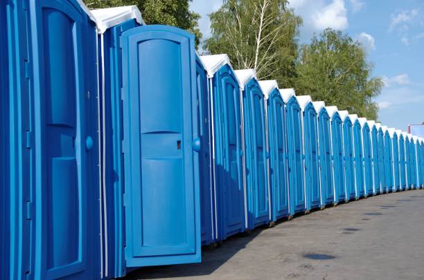 Portable Toilet Options We Offer in Lawrenceville, IL